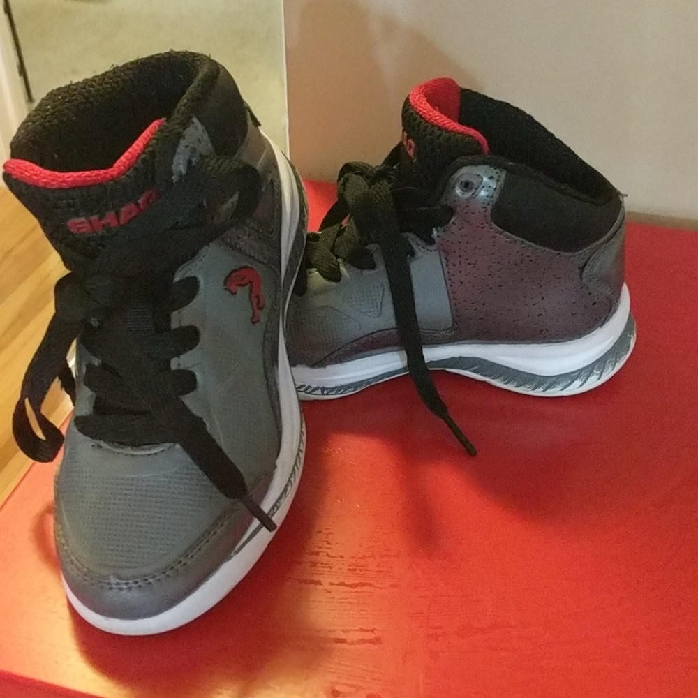 Boys Shaq high tops